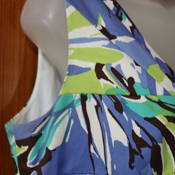 T Tahari Blue & Green Floral V-Neck Sheath Dress | Sleeveless Professional 12 - Picture 4 of 11